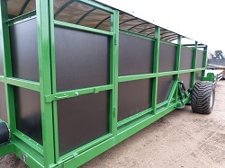 Traktorinė puspriekabė gyvuliams transportuoti PTL-10G, Laumetris