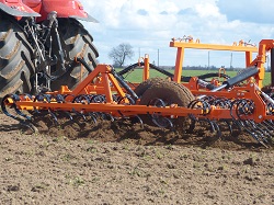 Pre-sowing tillage aggregate Cultivator KLL-10T, Laumetris