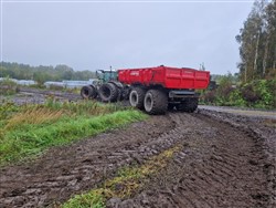 Puspriekabė durpėms transportuoti PTL-20D, Laumetris